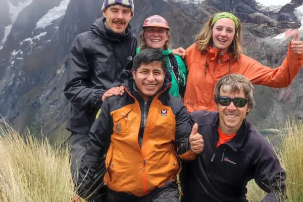 Trekking Huayhuash 8 days 7 nights